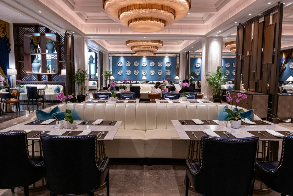 Hotels in Shanghai: St. Regis Shanghai. Social all day dining restaurant (Photo by Rachel Gouk)