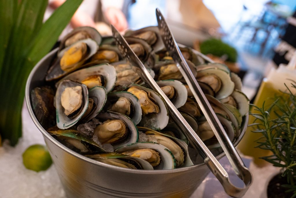 Fresh seafood at The brunch buffet at Portman's Restaurant, Portman Ritz-Carlton Shanghai. Photo by Rachel Gouk. 