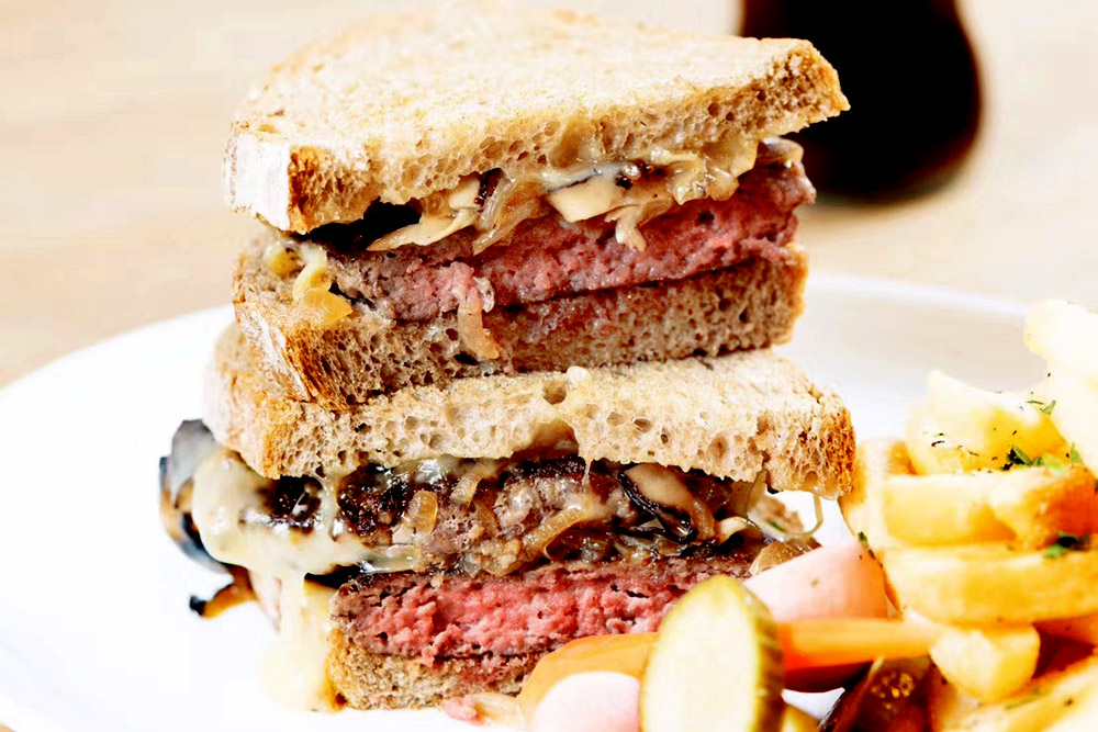Where to eat sandwiches in Shanghai—Patty Melt at Al's Diner.