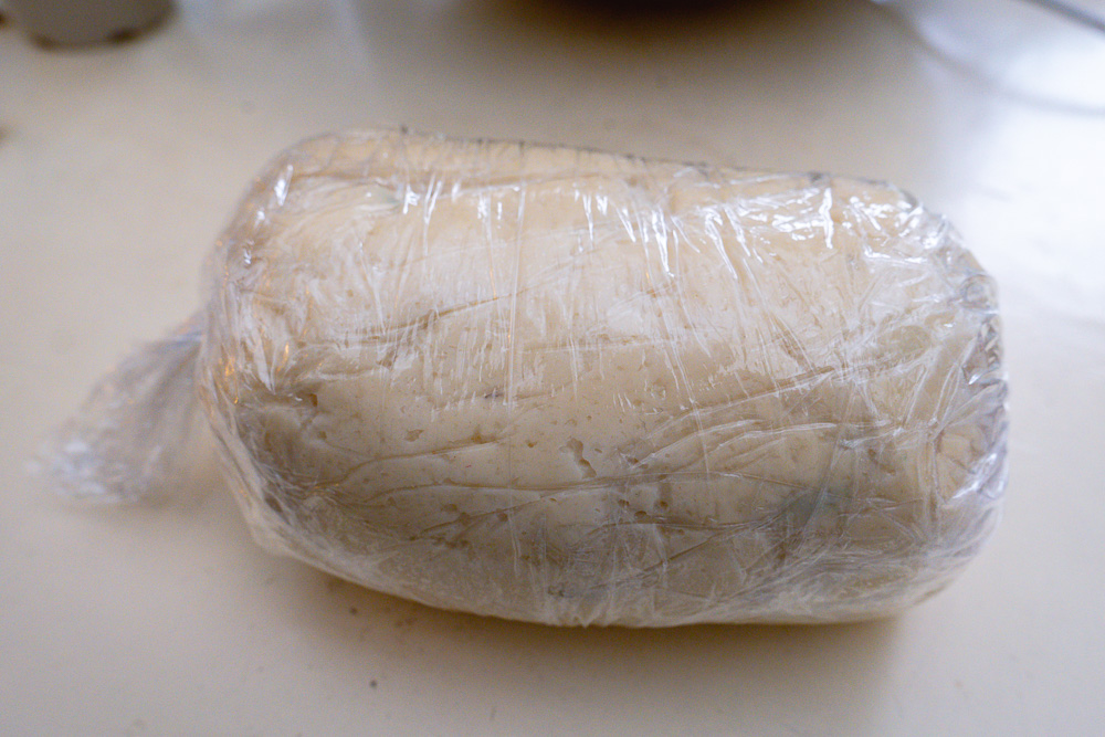 Easy to make flatbread recipe. Photo by Rachel Gouk @ Nomfluence.