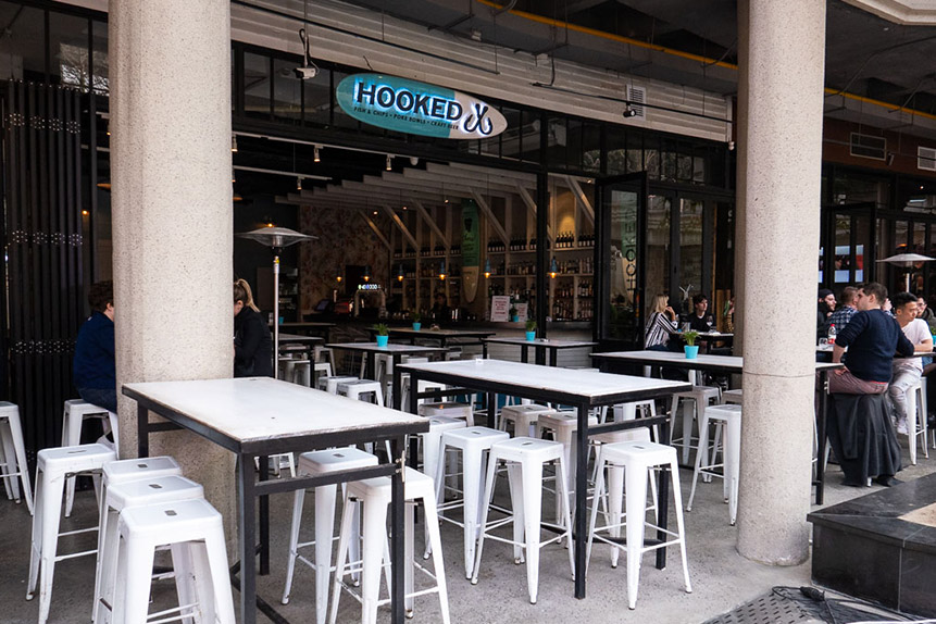 Best oyster deals in Shanghai: Hooked. Read more on Nomfluence.