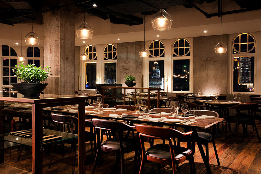 Best restaurants in Shanghai on the Bund - Contemporary Italian restaurant Mercato by Jean Georges. Photo by Rachel Gouk. 