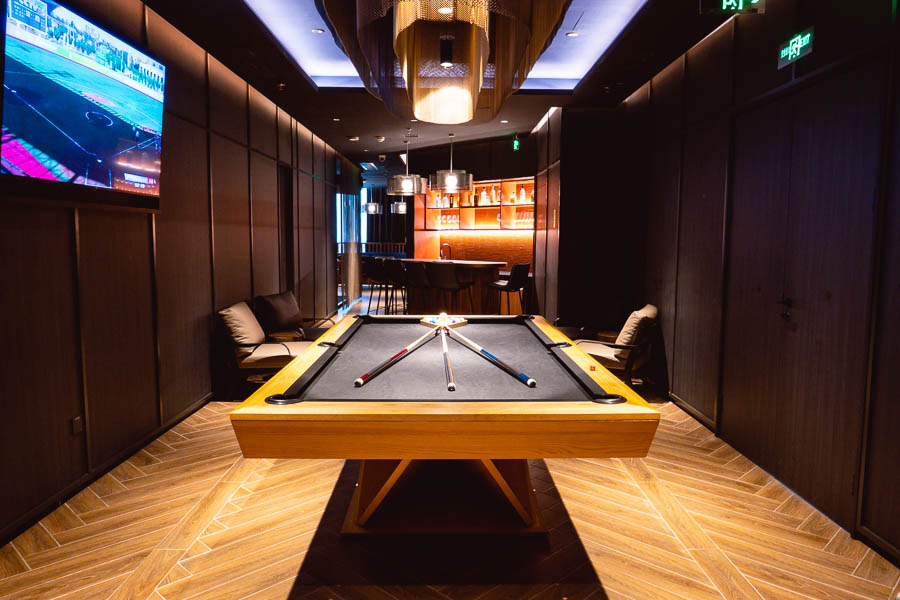 Lounge by Topgolf is a sports entertainment destination in Shanghai that has mini golf and digitized games, and a restaurant and bar. Photo by Rachel Gouk @ Nomfluence