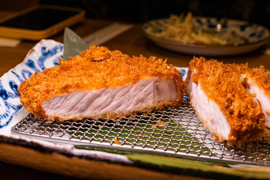 Tonkatsu, deep-fried Japanese pork cutlets in Gubei, Shanghai. Photo by Rachel Gouk @ Nomfluence