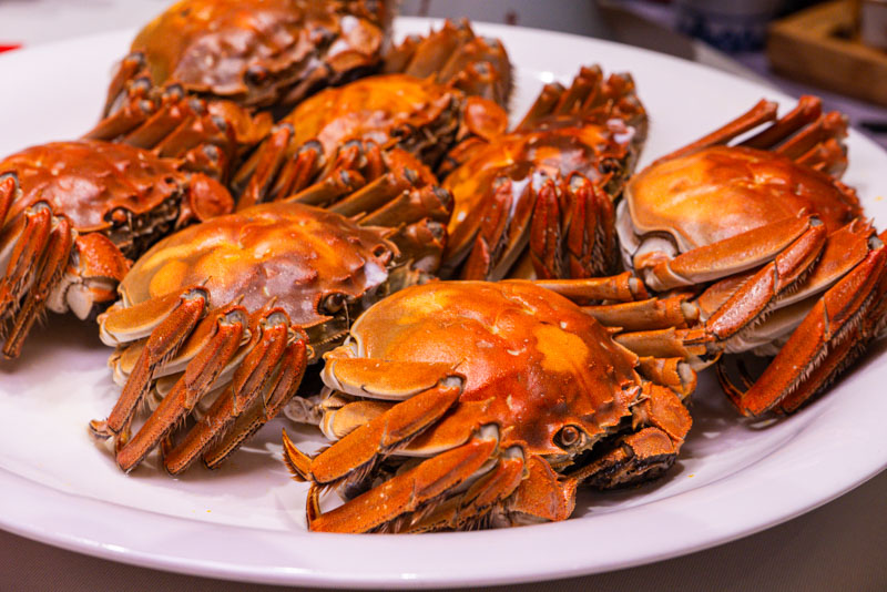 Best restaurant for hairy crab in Shanghai: Kong Yi Ji