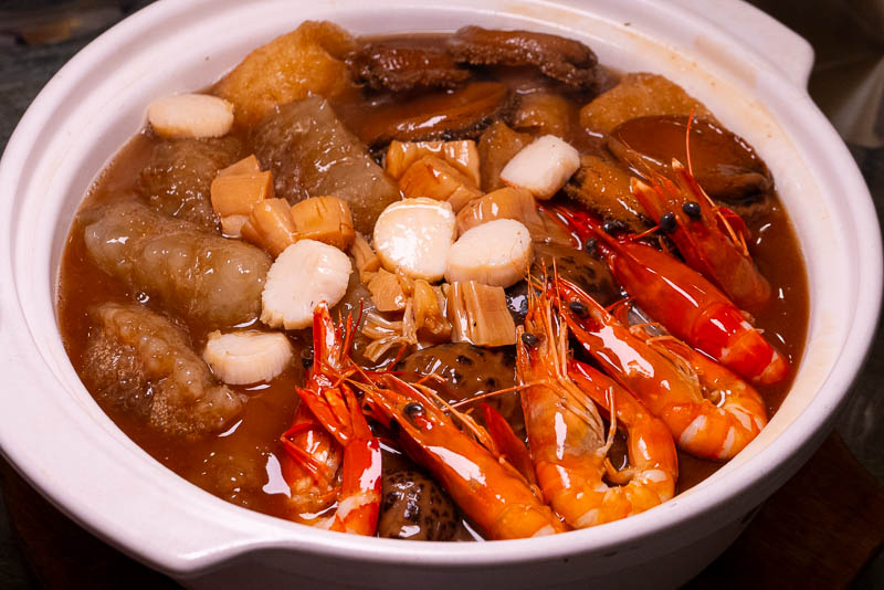 Poon Choi Chinese New Year dishes at Jumbo Seafood, Shanghai. Photos @ Nomfluence