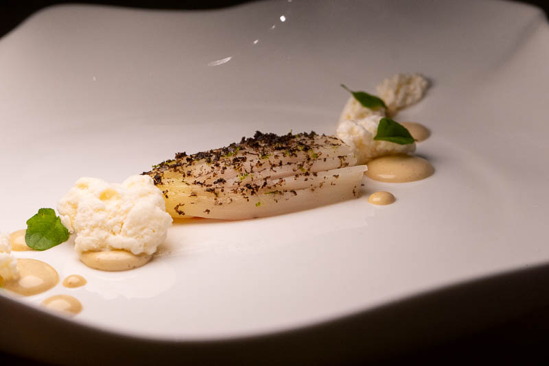Nebula, a Spanish fine dining restaurant with molecular cuisine in Shanghai.
