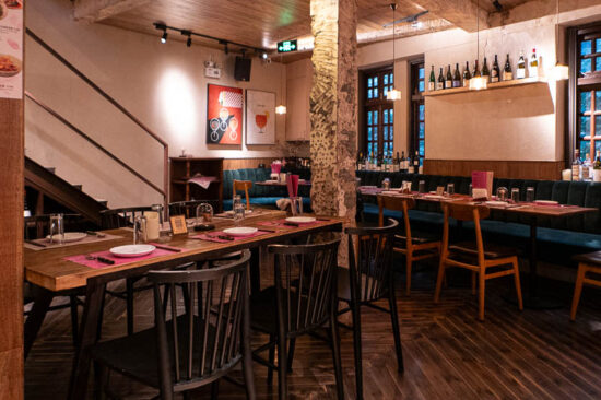 Hooha is a casual Chinese bistro that does Ningbo fusion cuisine in Jing'an.