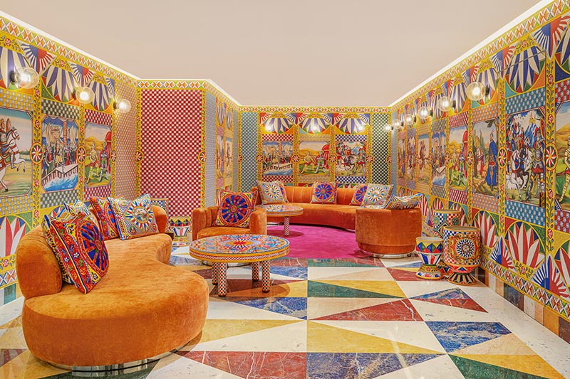 DG CAFFE is Italian luxury brand Dolce&Gabbana's first cafe worldwide, located in Shanghai, China