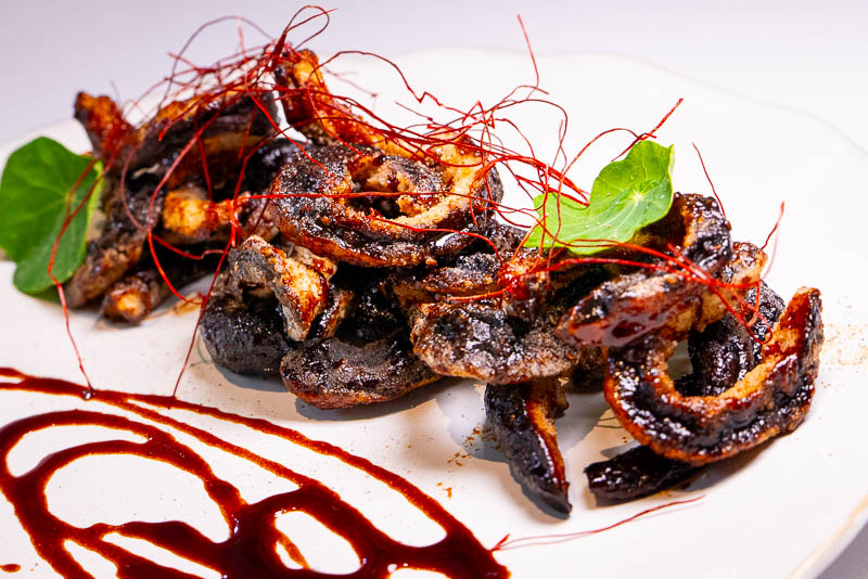 Salt-Less is a creative vegetarian restaurant in Shanghai serving Chinese and Western inspired dishes.
