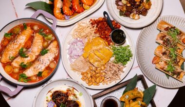 Laizhou Bar is a contemporary Chinese restaurant serving modern Sichuan, Guizhou, and Yunnan food in Shanghai