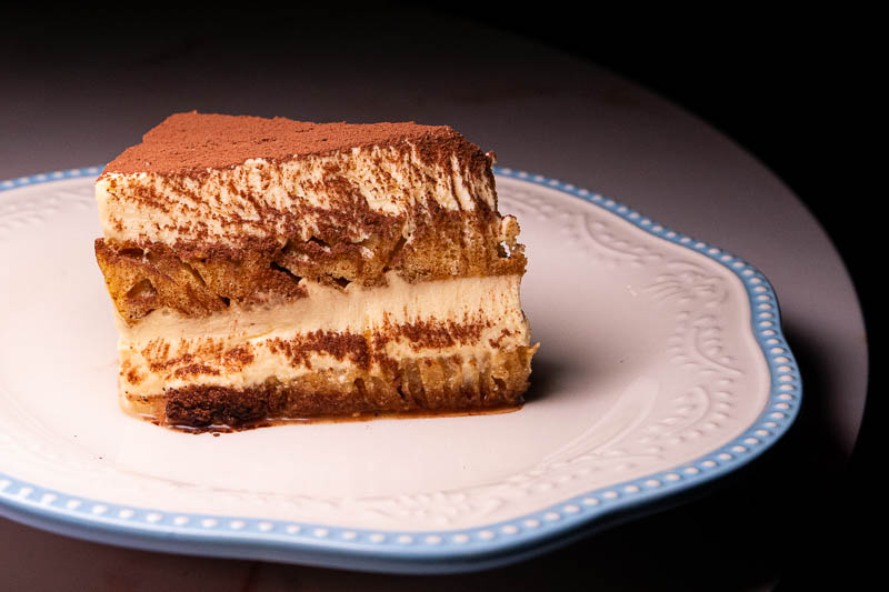 Laizhou Bar is a contemporary Chinese restaurant serving modern Sichuan, Guizhou, and Yunnan food in Shanghai