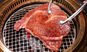 Aburi-En is a Japanese wagyu restaurant in Pudong Kerry Center, Shanghai