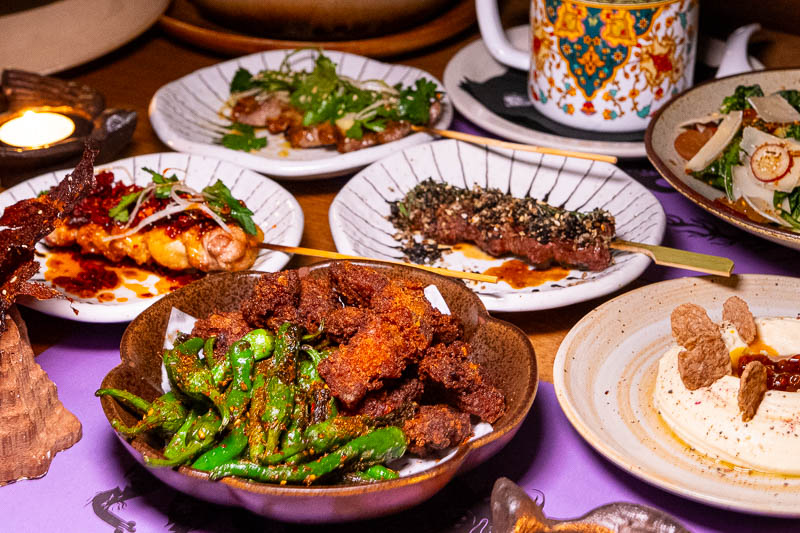 Cila is a modern Chinese restaurant in Shanghai showcasing Northwestern Chinese cuisine.