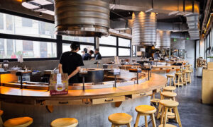 Hikiniku To Come, Tokyo-famous Japanese hamburger steak over rice opens in Shanghai.