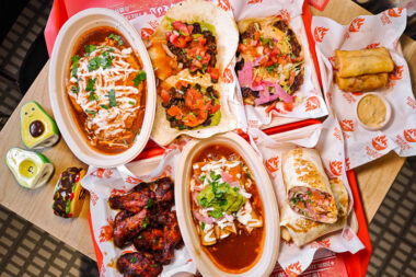 Smokin Bowl - fast-casual bowls, sandwiches and cinnamon rolls by barbecue restaurant Smokin' Hog in Shanghai