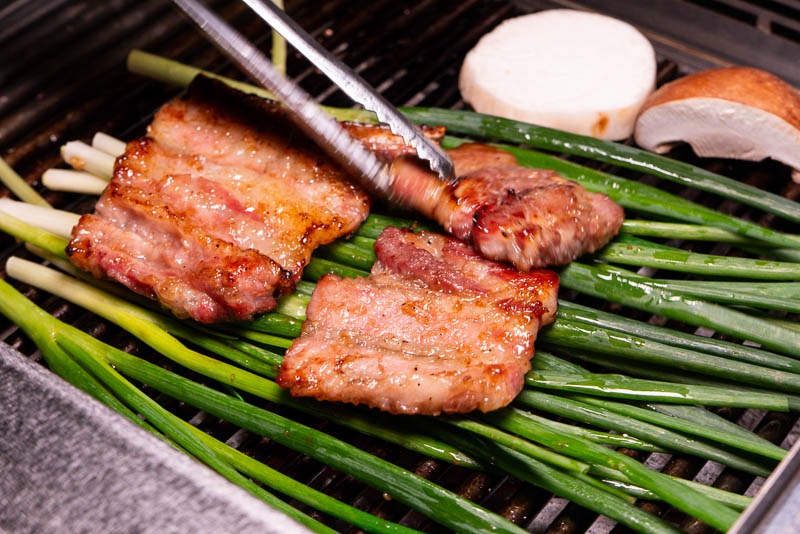 Hanro korean barbecue restaurant in Shanghai by chef Tom Ryu