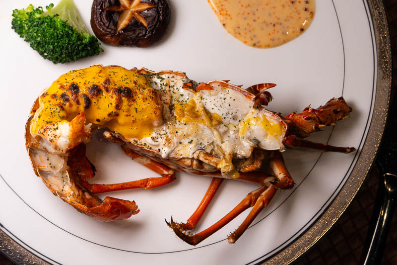 KLAZ - Multi-concept restaurant in Xintiandi with teppanyaki, omakase, shisha, and private rooms.