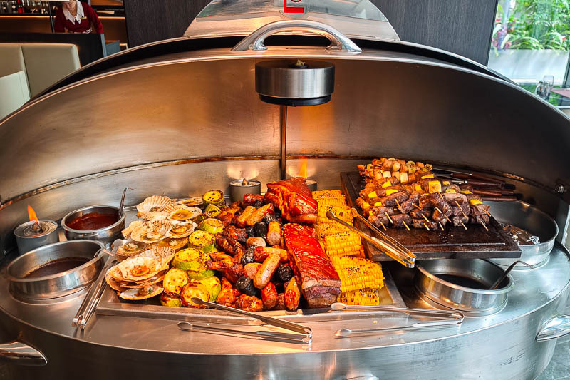 Lawry's The Prime Rib Shanghai launches brunch with free-flow