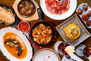 Albaluz is a traditional Spanish restaurant in Shanghai