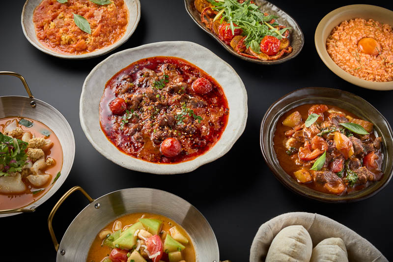 七月柿 Farm House (Melt in July) is a a creative tomato-themed restaurant in Plaza 66, Jing'an, Shanghai