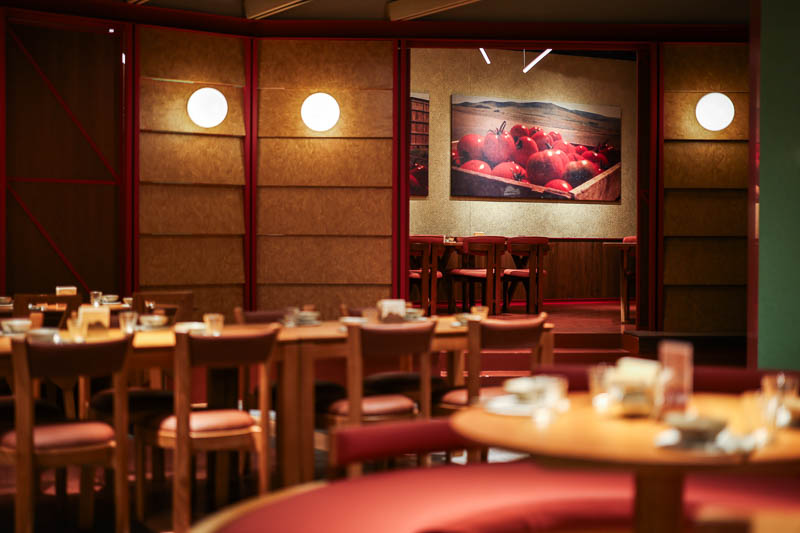 Melt in July (七月柿 Farm House) is a farm-to-table restaurant in Jing'an with a menu built on its signature ingredient: tomatoes.