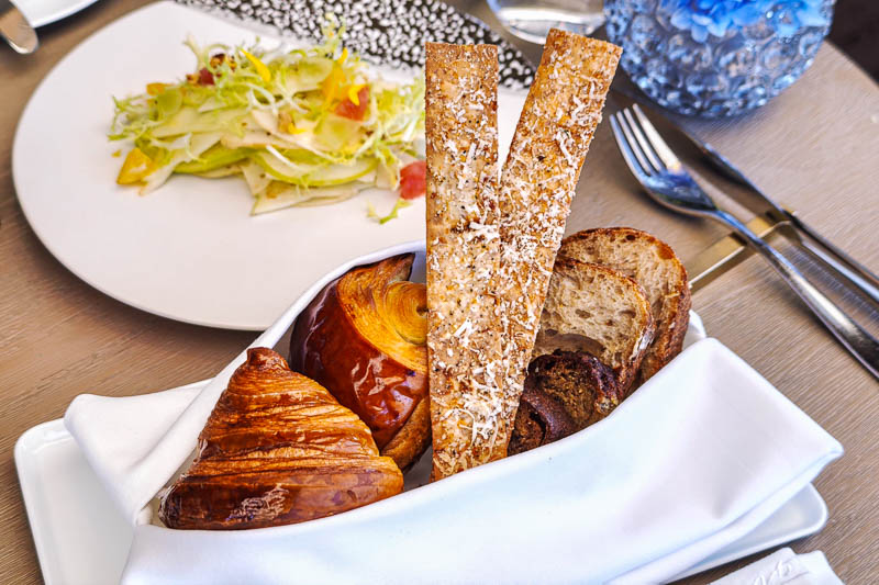 Spago Shanghai - free flow brunch on the Bund.