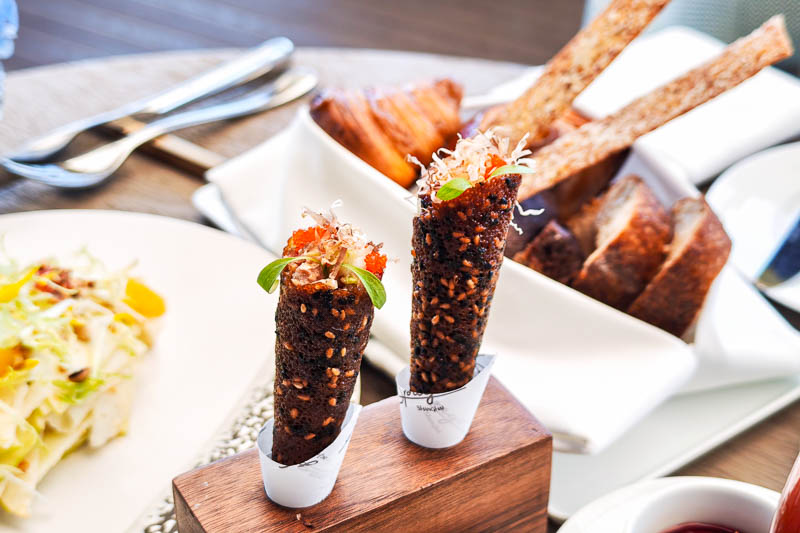 Spago Shanghai - free flow brunch on the Bund.